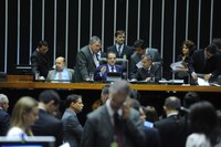 Câmara aprova PEC do Comércio Eletrônico em 1º turno