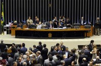 Câmara cassa o mandato de Natan Donadon