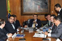 Câmara dos Deputados amplia parceria com TVs Legislativas