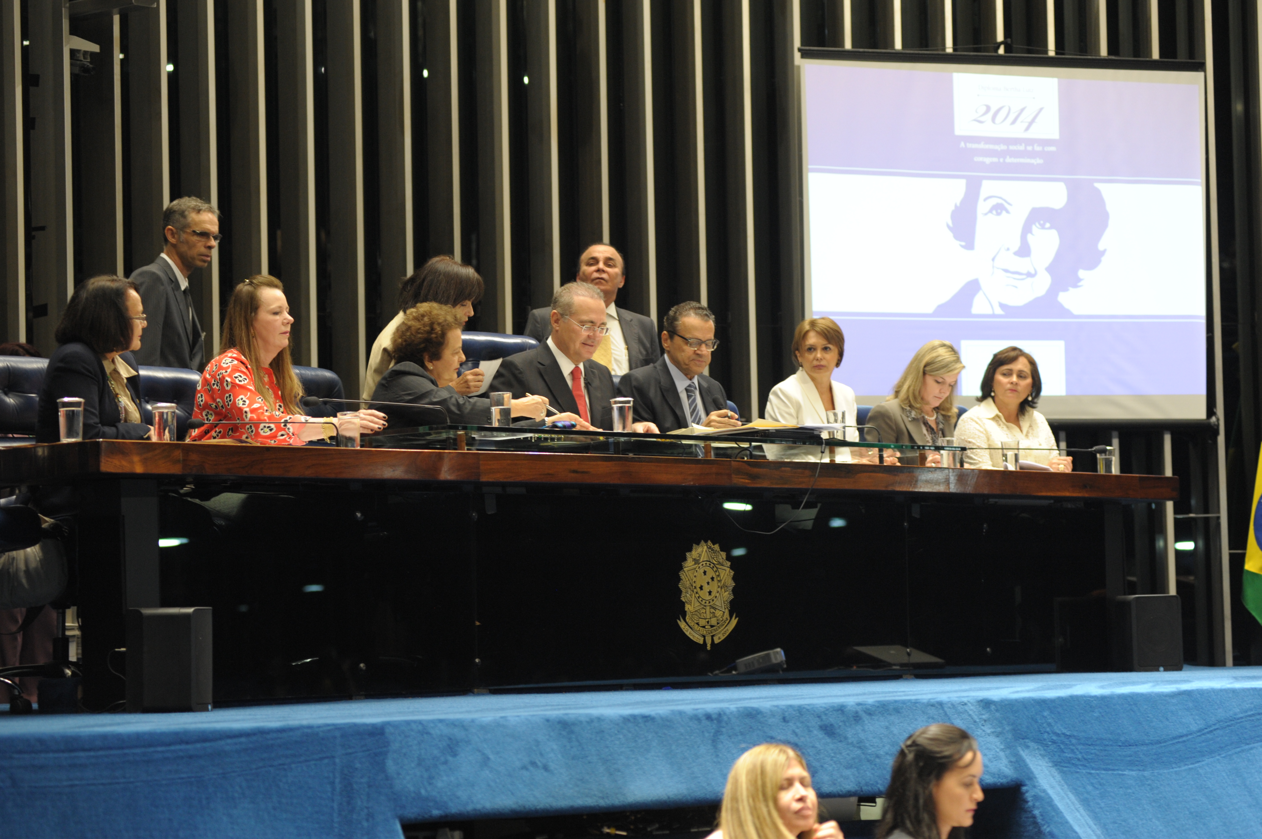 Câmara e Senado assinam termo de cooperação para combate à violência contra mulher