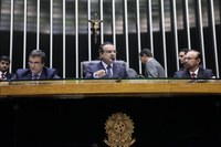 Câmara pode votar nesta quarta (20) projetos sobre segurança pública e violência no trânsito