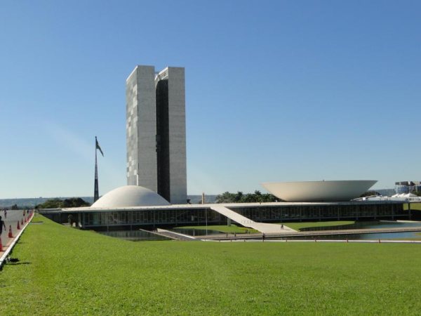 Câmara recebe do STF notificação sobre prisões na ação penal 470 