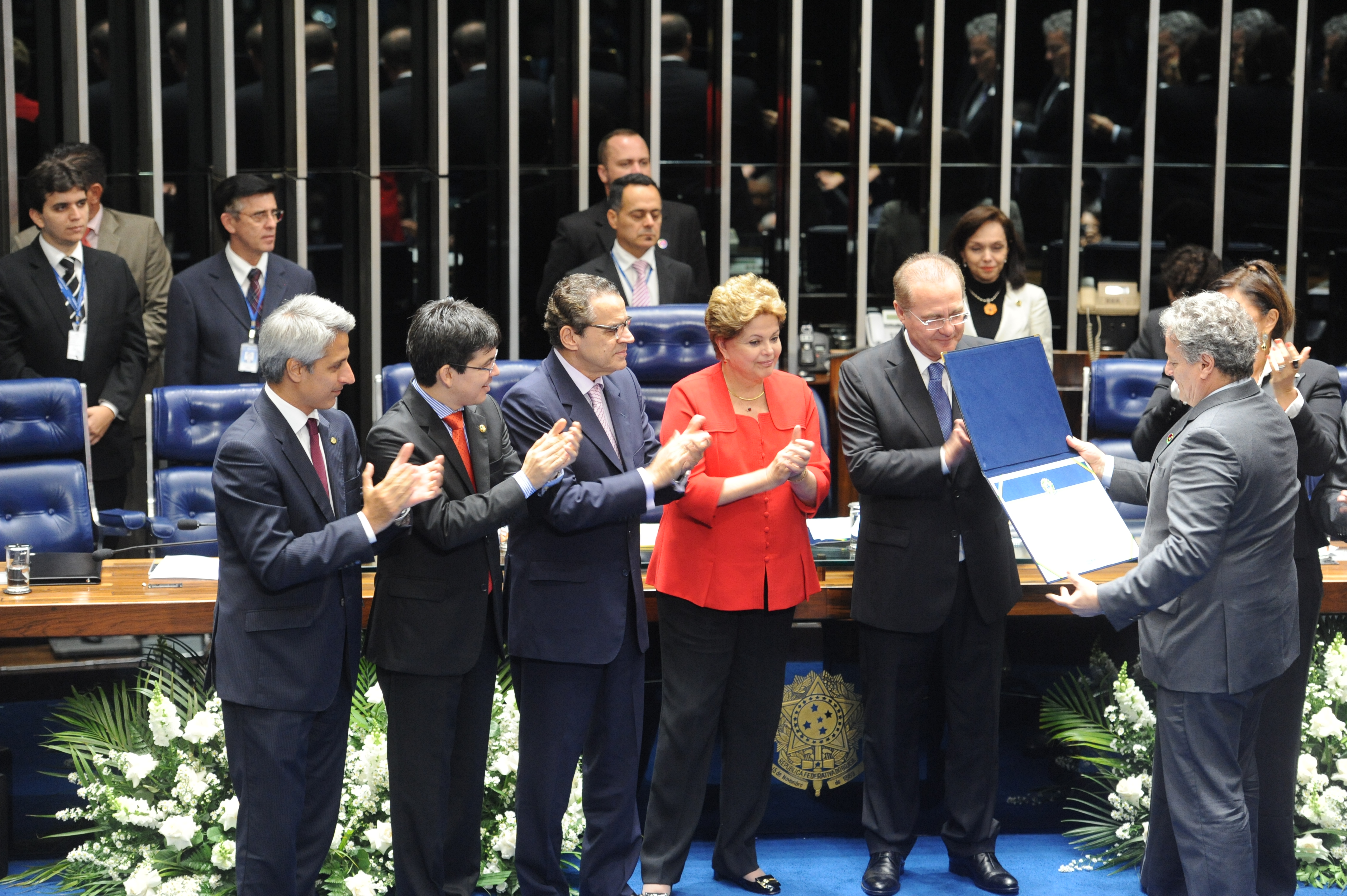 Devolução simbólica do mandato de Goulart corrige erro histórico, diz Alves