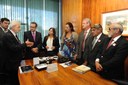 Henrique Alves define data para votar regulamentação do funcionamento de farmácias