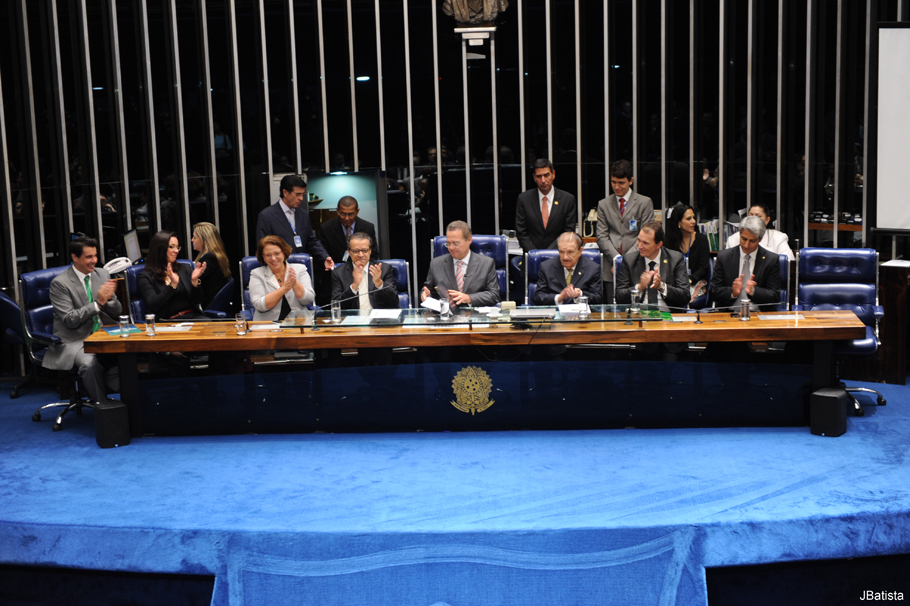Henrique Alves diz que emenda das defensorias públicas vai ampliar assistência jurídica