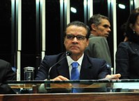 Henrique Alves diz que voto aberto consolida esforço para tornar Legislativo mais transparente