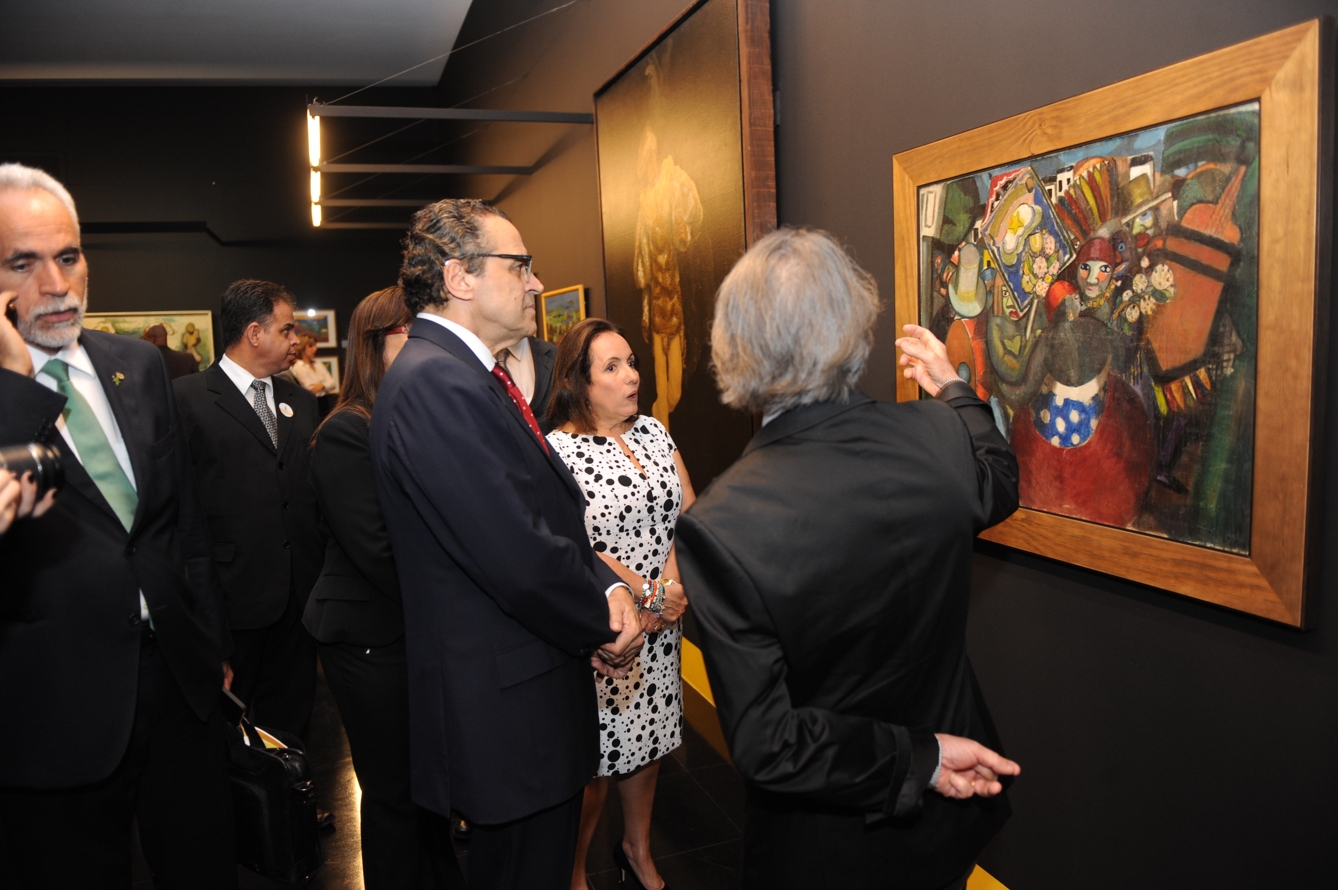 Henrique Alves participa da abertura da exposição Retratos da Brasilidade