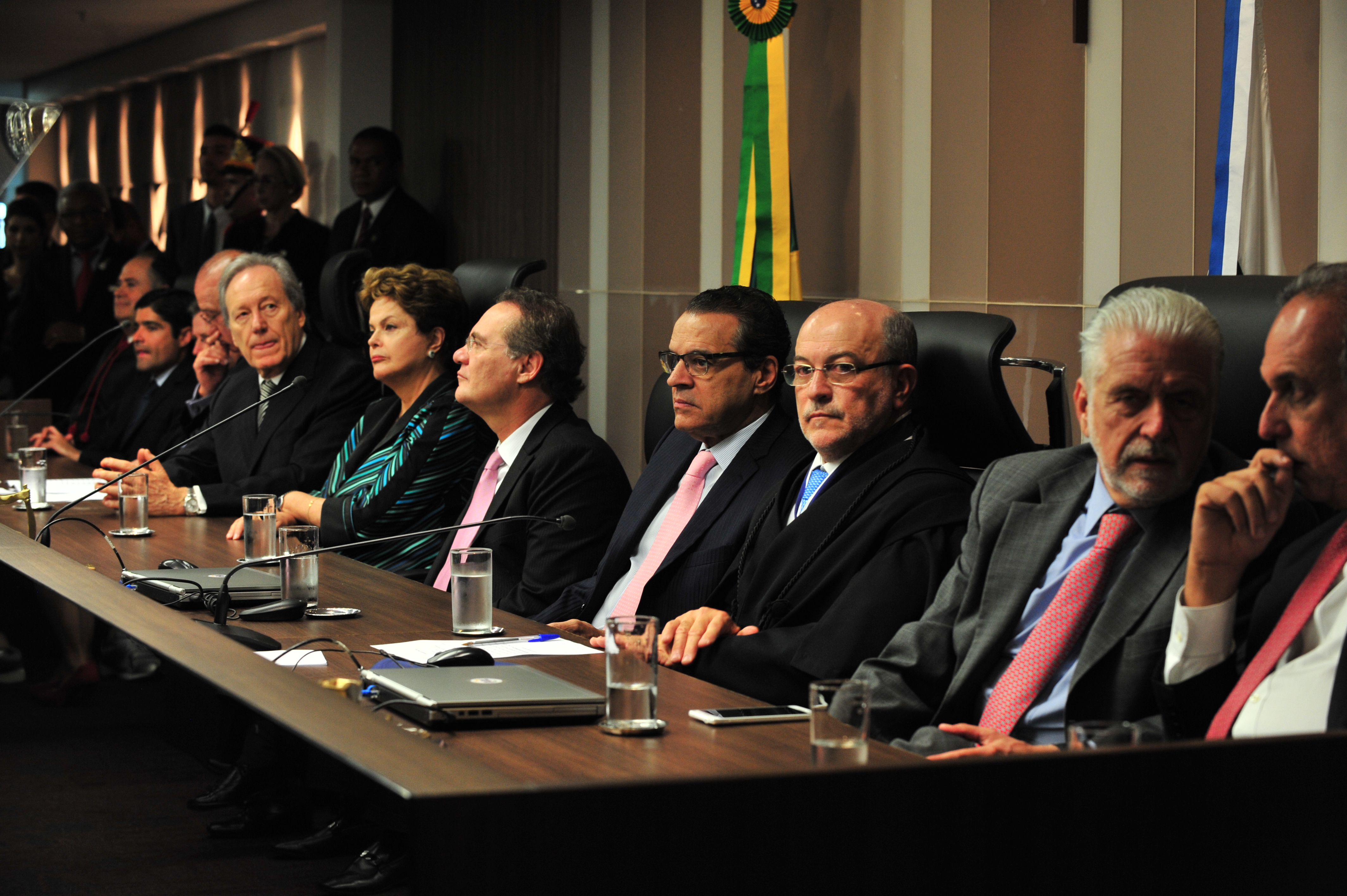 Henrique Alves participa da cerimônia de posse de Aroldo Cedraz na presidência do TCU