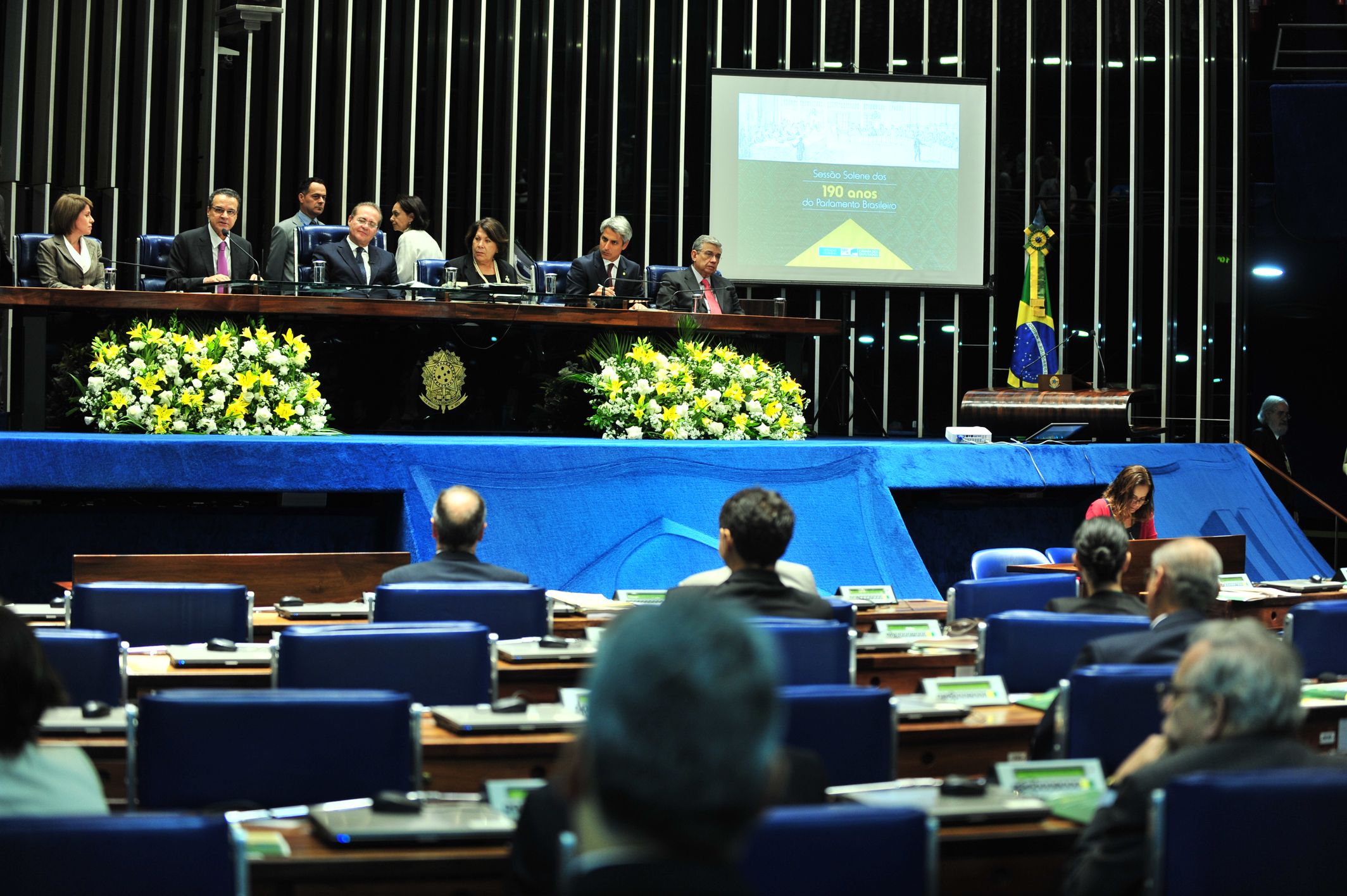 Presidente da Câmara destaca contribuição do Parlamento para a democracia