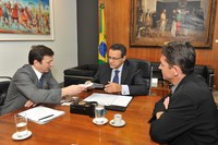 Presidente da Câmara mostra preocupação com agressões a jornalistas