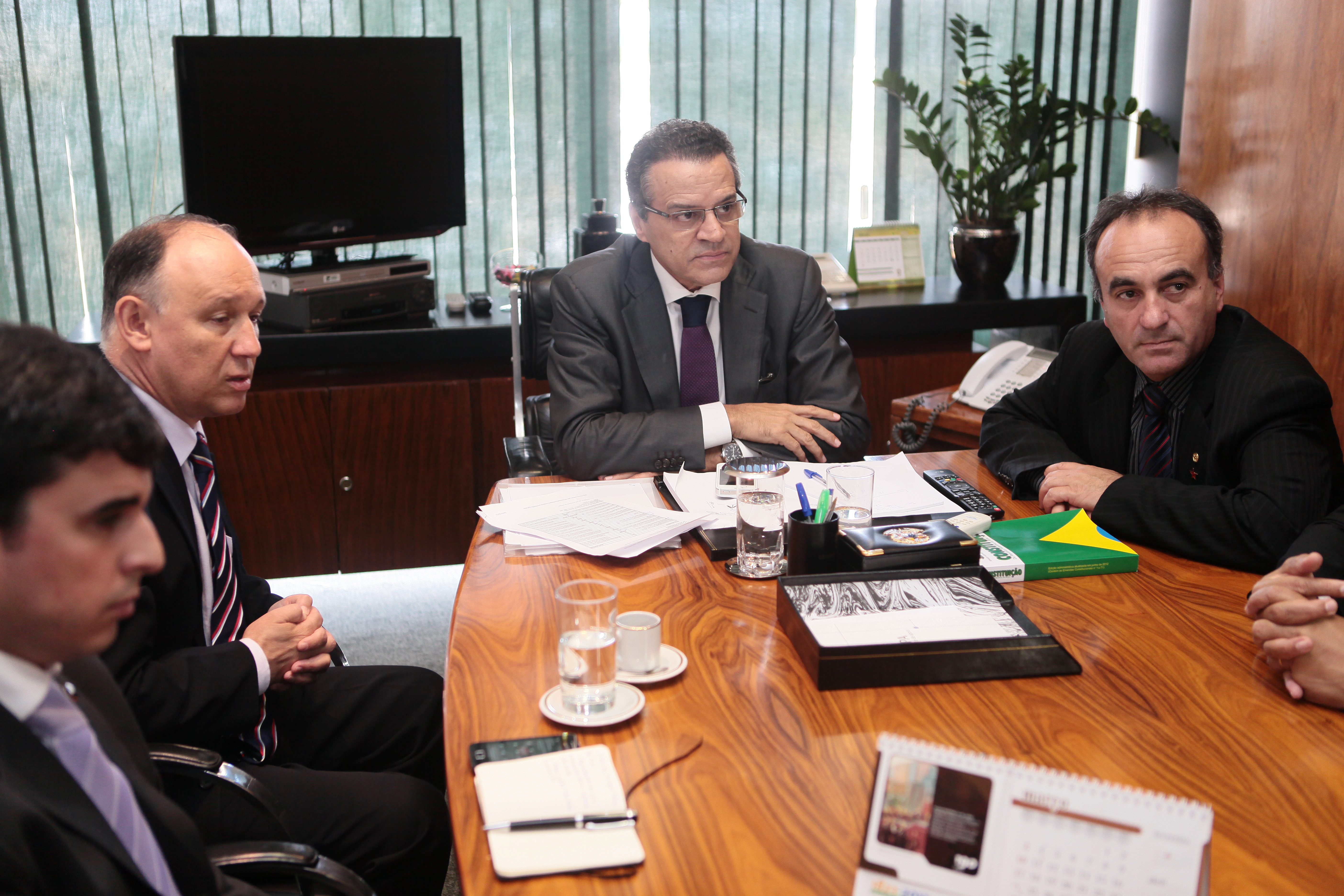 Presidente da Câmara recebe visita do ministro do Desenvolvimento Agrário