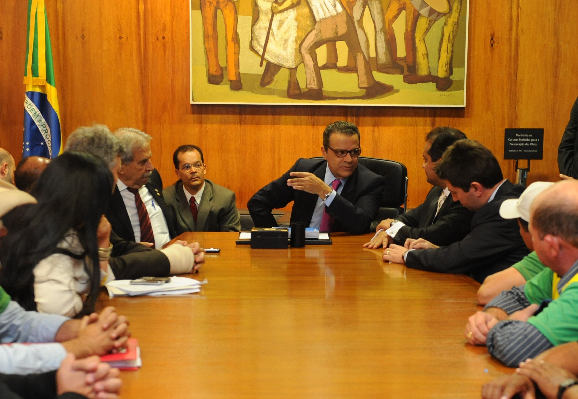 Presidente recebe comitiva de trabalhadores afetados por reserva 