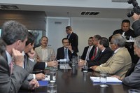 Renegociação de dívidas dos clubes esportivos deverá ser votada neste ano, diz Henrique Alves