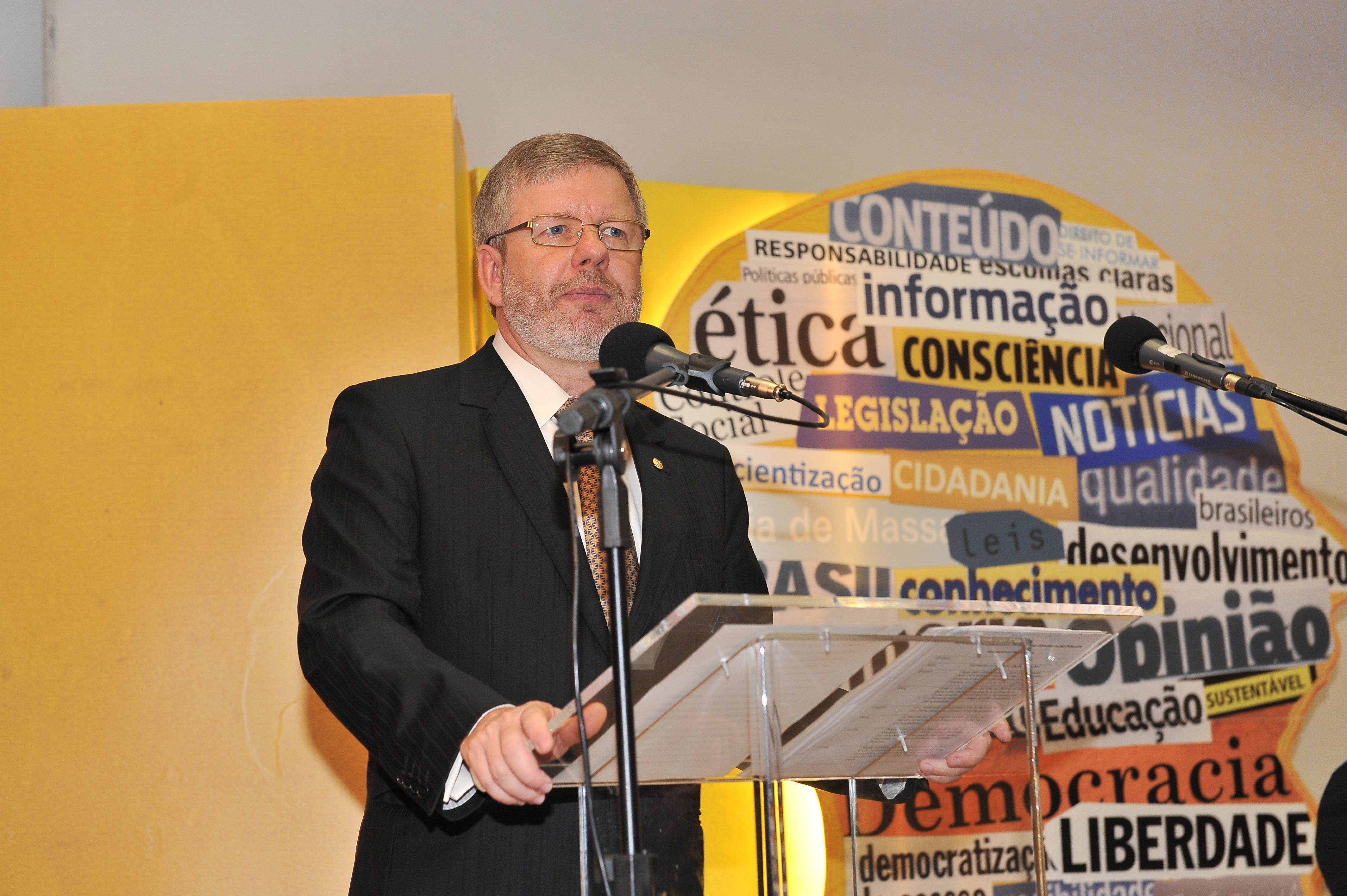 “A democratização da informação passa pelo aperfeiçoamento da comunicação pública”, acredita Marco Maia