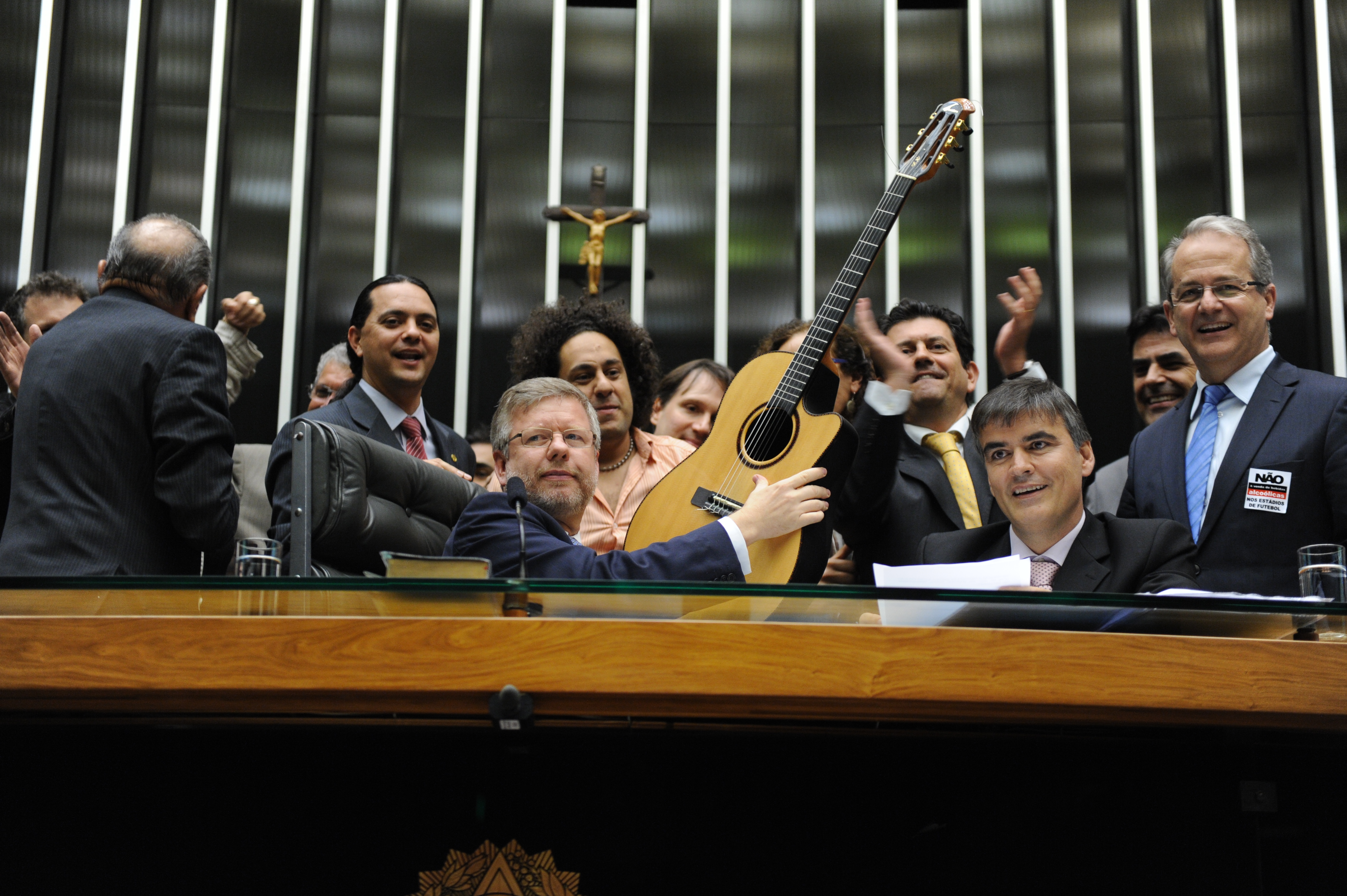 Câmara aprova PEC da Música