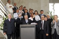 Câmara dos Deputados assina acordo com Câmara Municipal de São Paulo para multiprogramação da Rede Legislativa de TV Digital