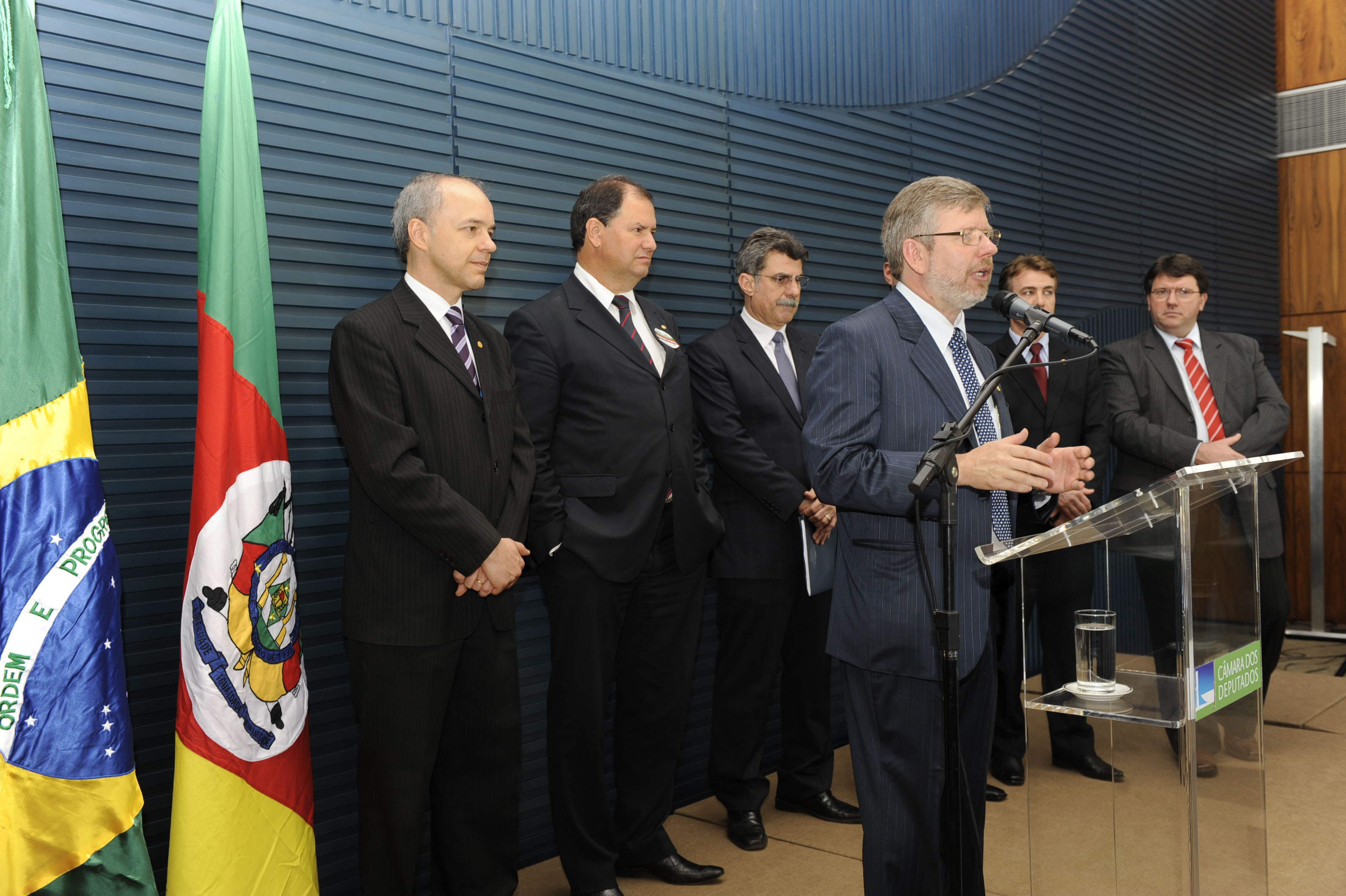 Câmara Federal presta homenagem aos 35 anos da FAMURS