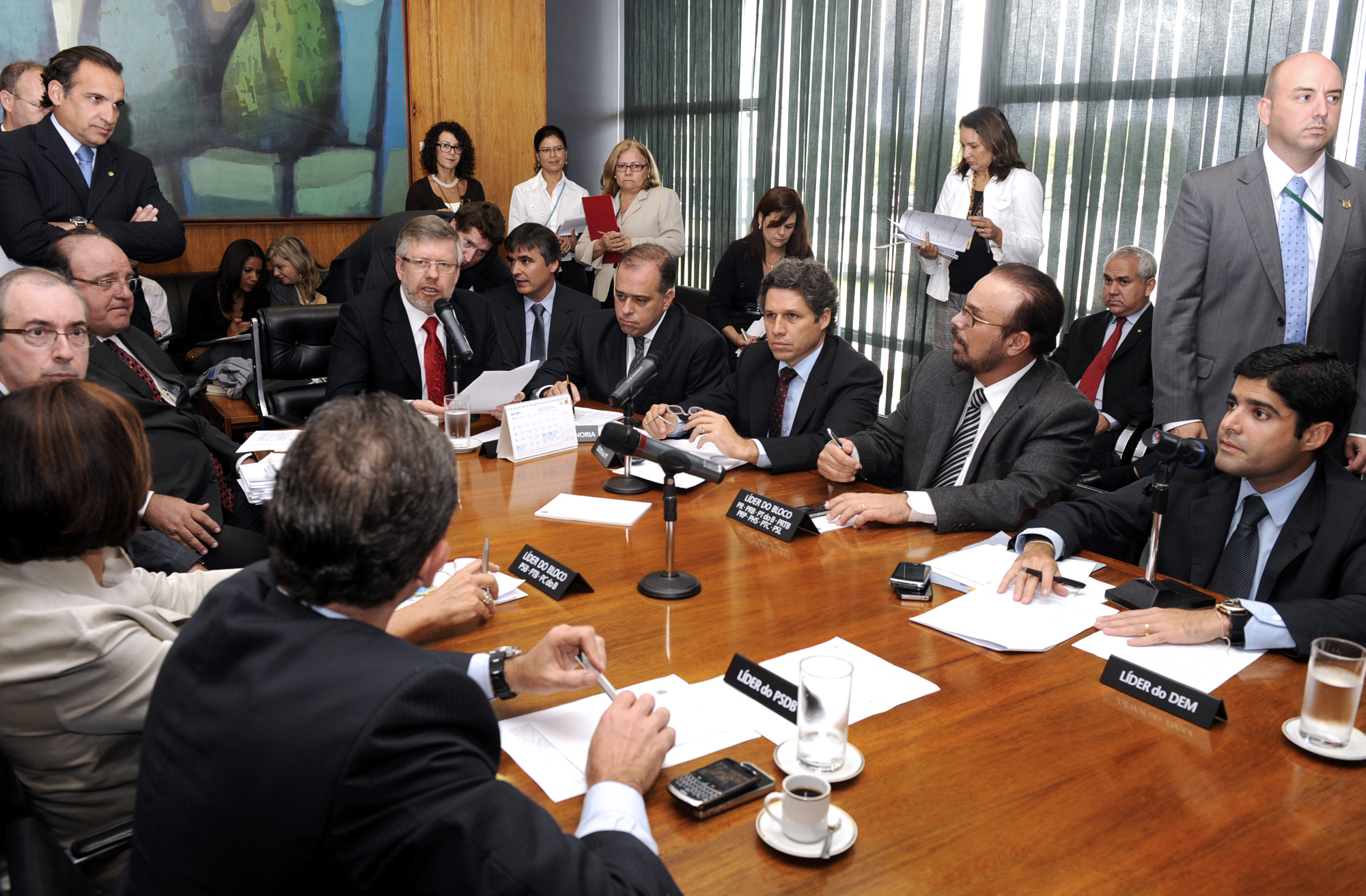 Deputados fecham acordo para votar MP 510 hoje