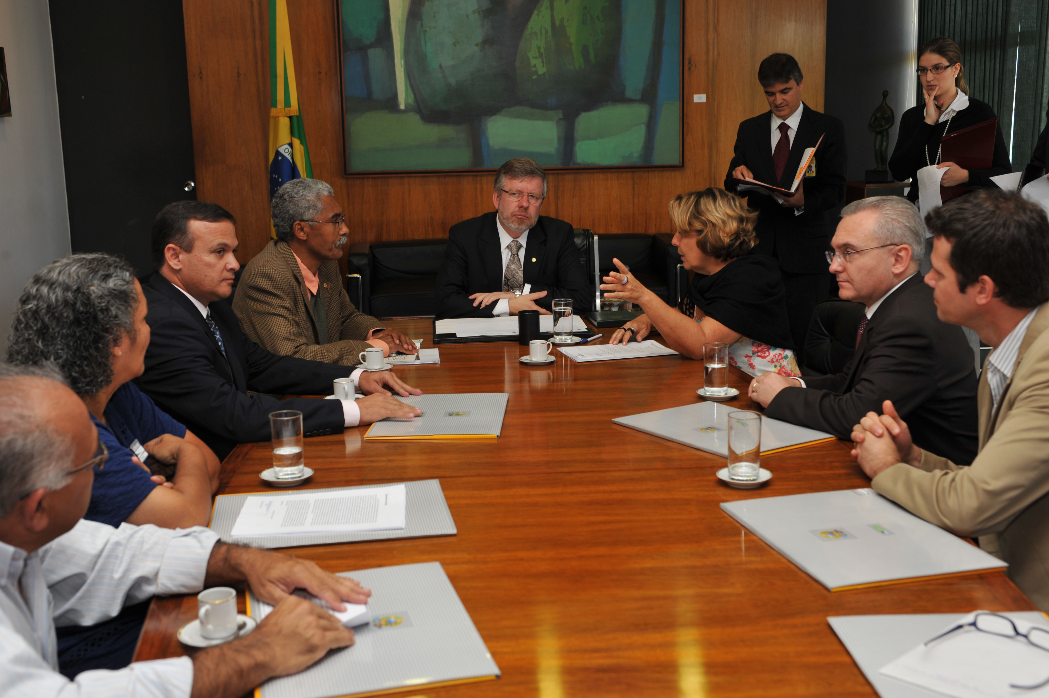Deputados pedem a Marco Maia para que PECs sejam levadas a plenário