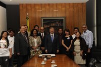 Entidades pedem apoio do Presidente para colocar em pauta projeto de 30 horas para trabalhadores da enfermagem