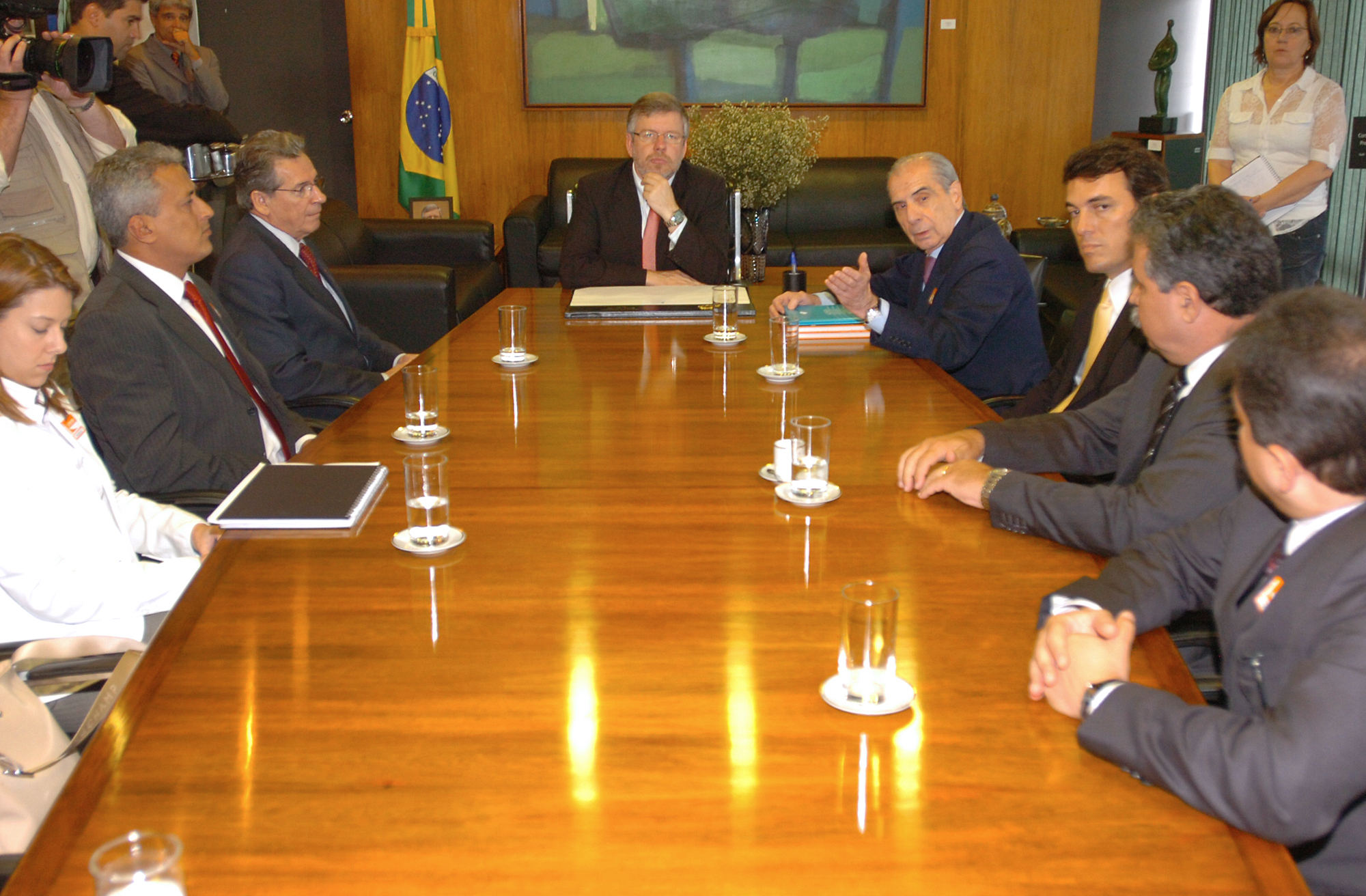 Indústrias da construção pesada entregam Agenda Legislativa à Câmara