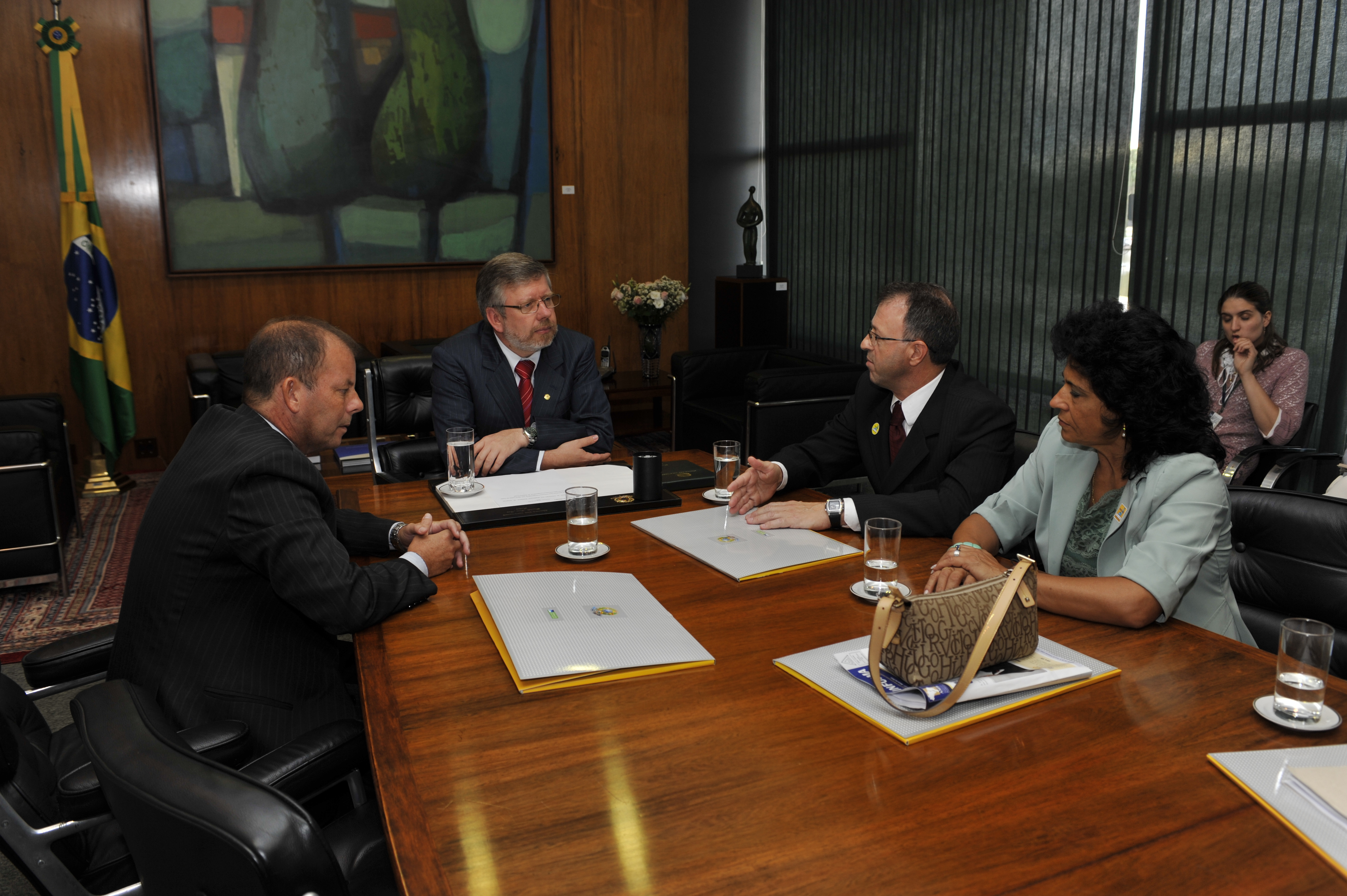 Magistrados visitam Presidente da Câmara