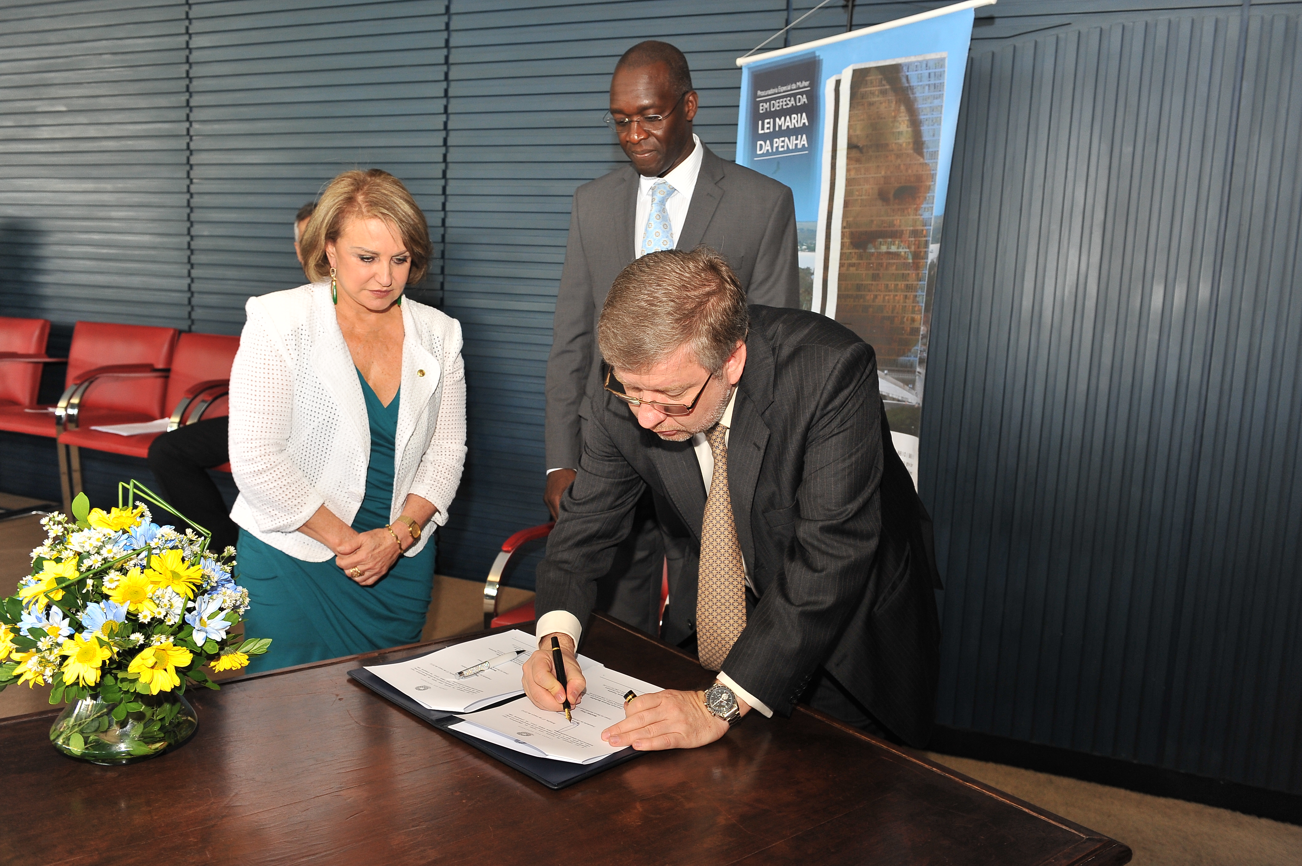 Marco Maia assina acordo de cooperação com o Banco Mundial