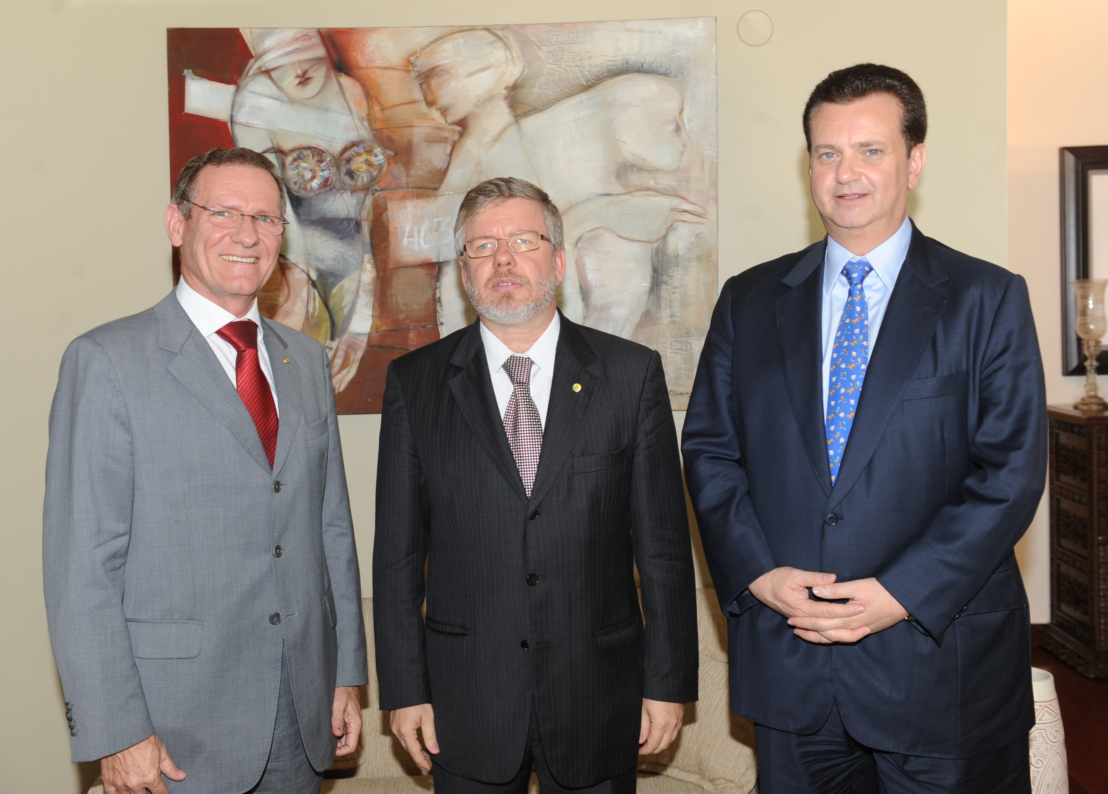 Marco Maia discute dívida dos Municípios com prefeitos e líderes partidários