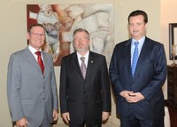 Marco Maia discute dívida dos Municípios com prefeitos e líderes partidários