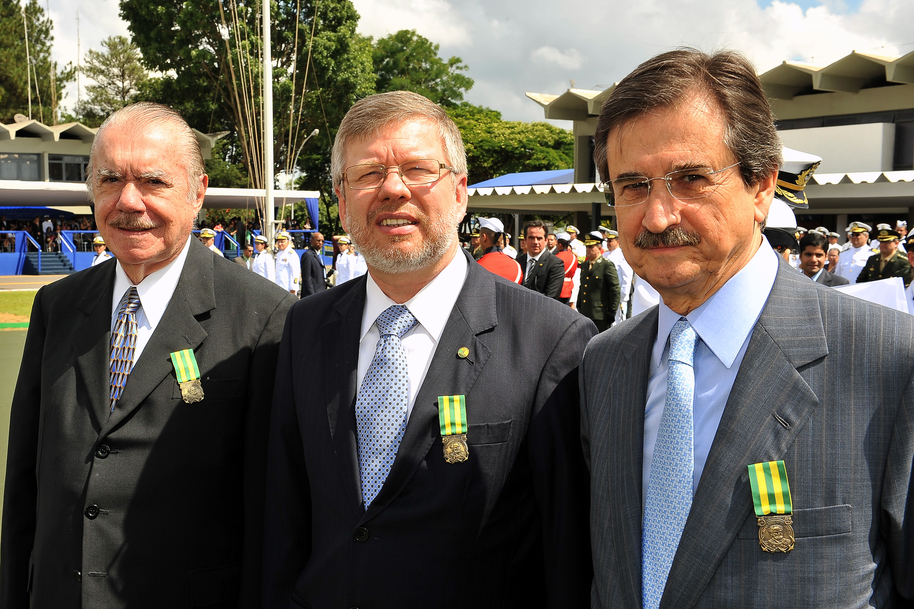 Marco Maia é condecorado com a Medalha do Mérito Tamandaré