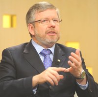 Marco Maia elogia decisão do STF que fortalece Lei Maria da Penha