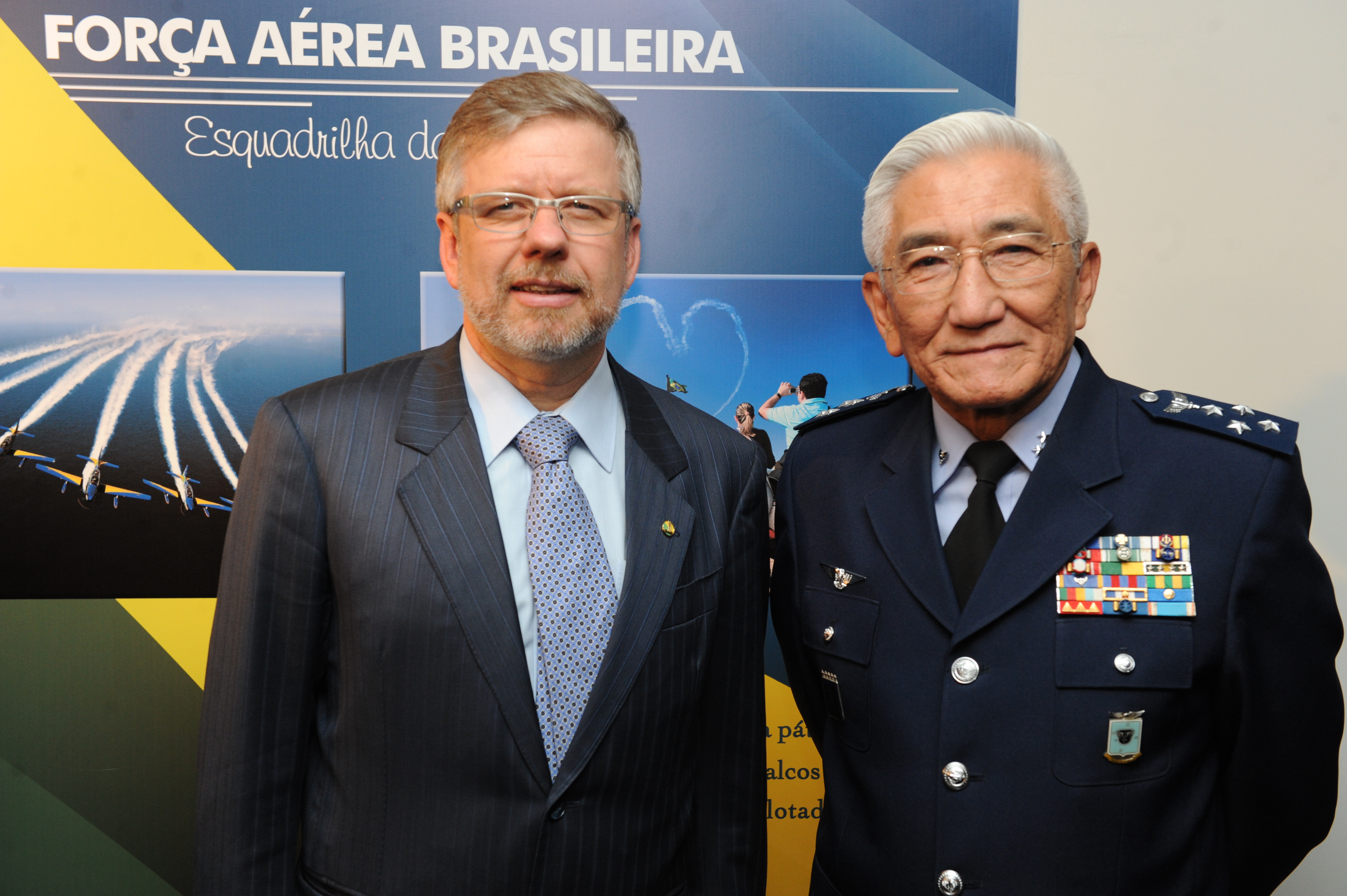 Marco Maia prestigia abertura da exposição “Força Aérea brasileira presente na vida dos brasileiros”