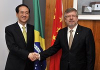 Marco Maia recebe comitiva do parlamento Chinês