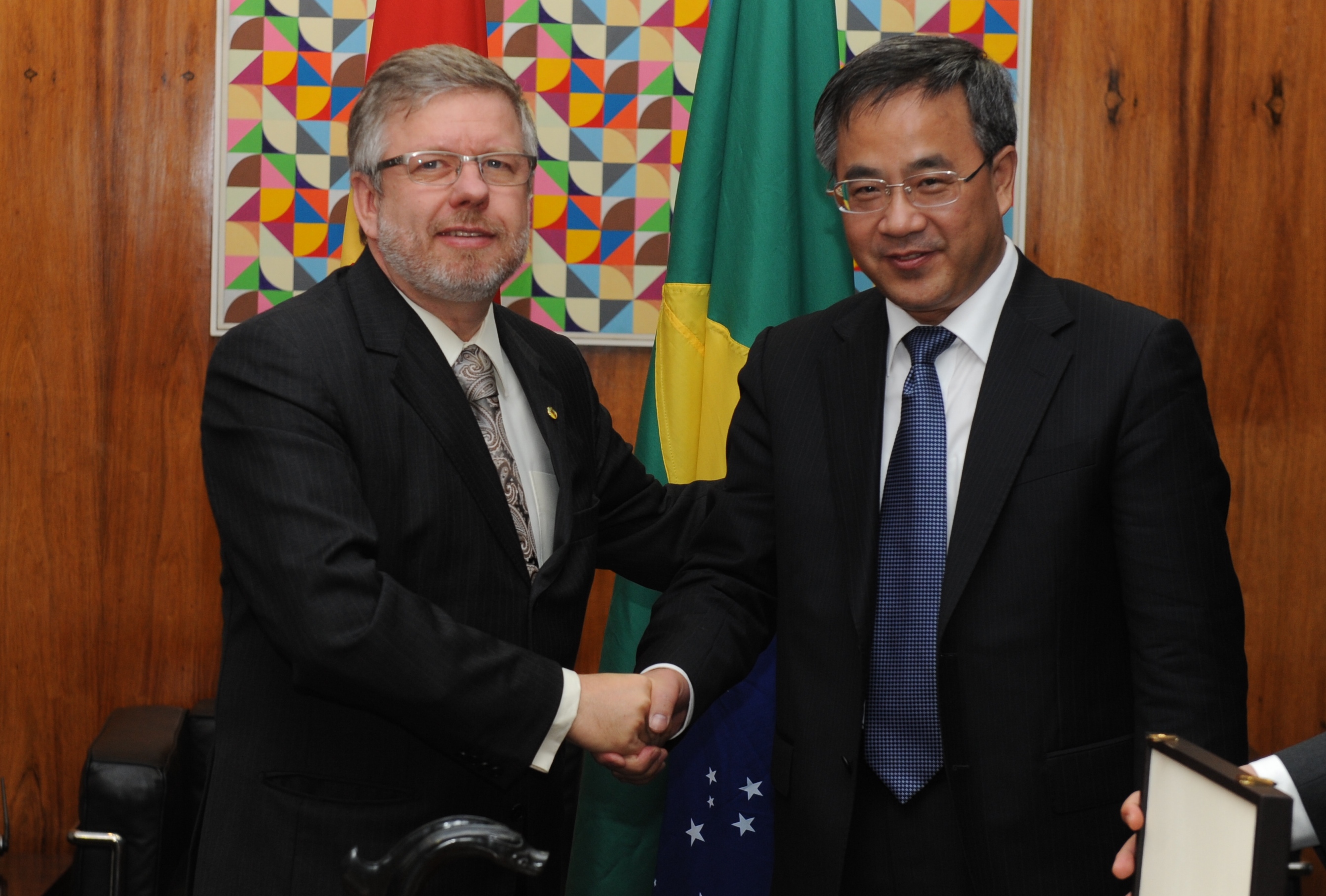 Marco Maia recebe comitiva do Partido Comunista da China