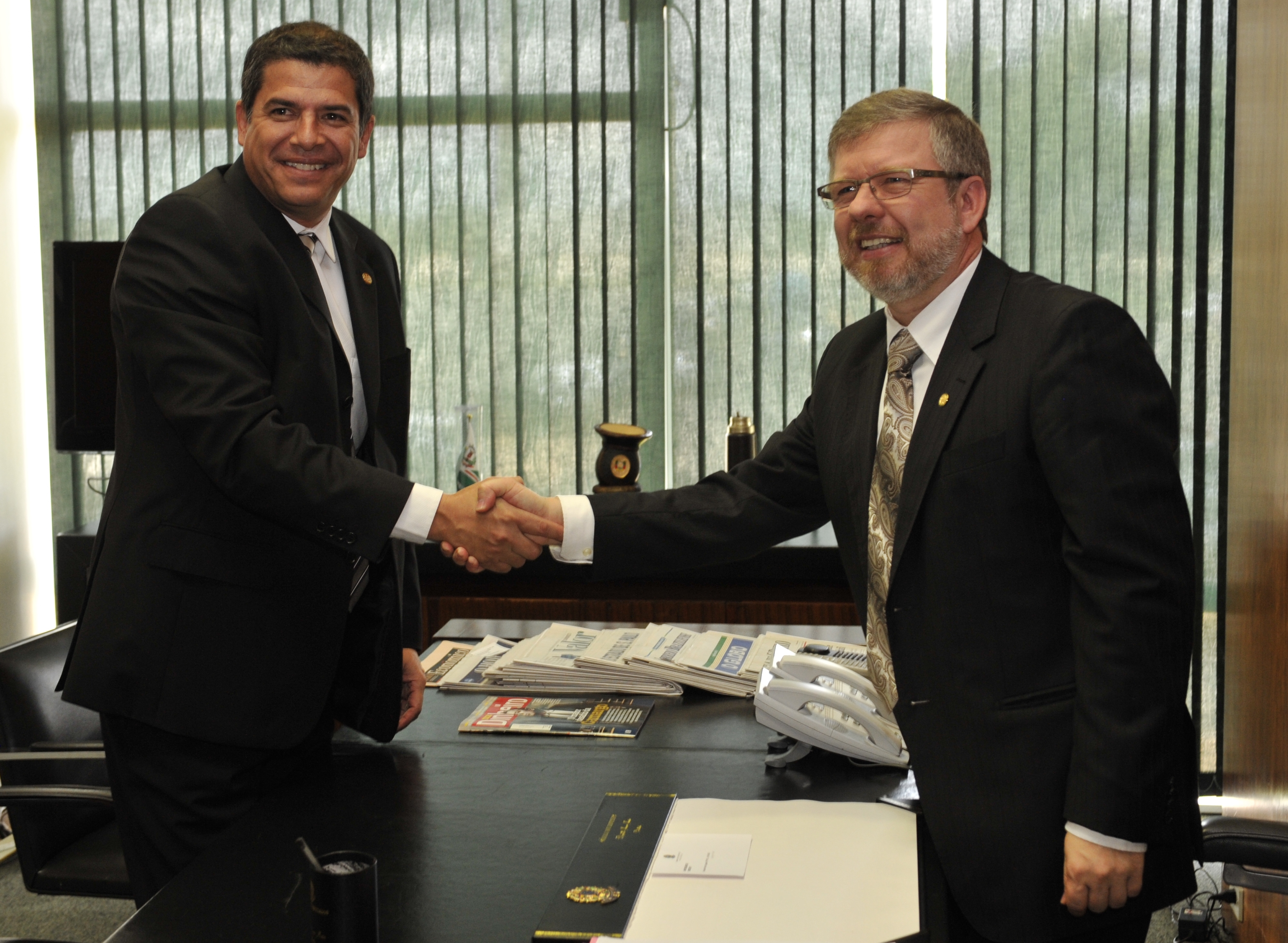 Marco Maia recebe presidente da Câmara Legislativa do DF