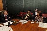 Marco Maia recebe representante do Ecad e artistas