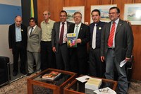 Marco Maia recebe representantes de cooperativas