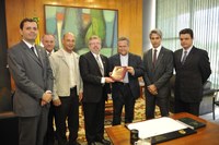 Marco Maia recebe Secretário Geral da CNBB, Dom Dimas