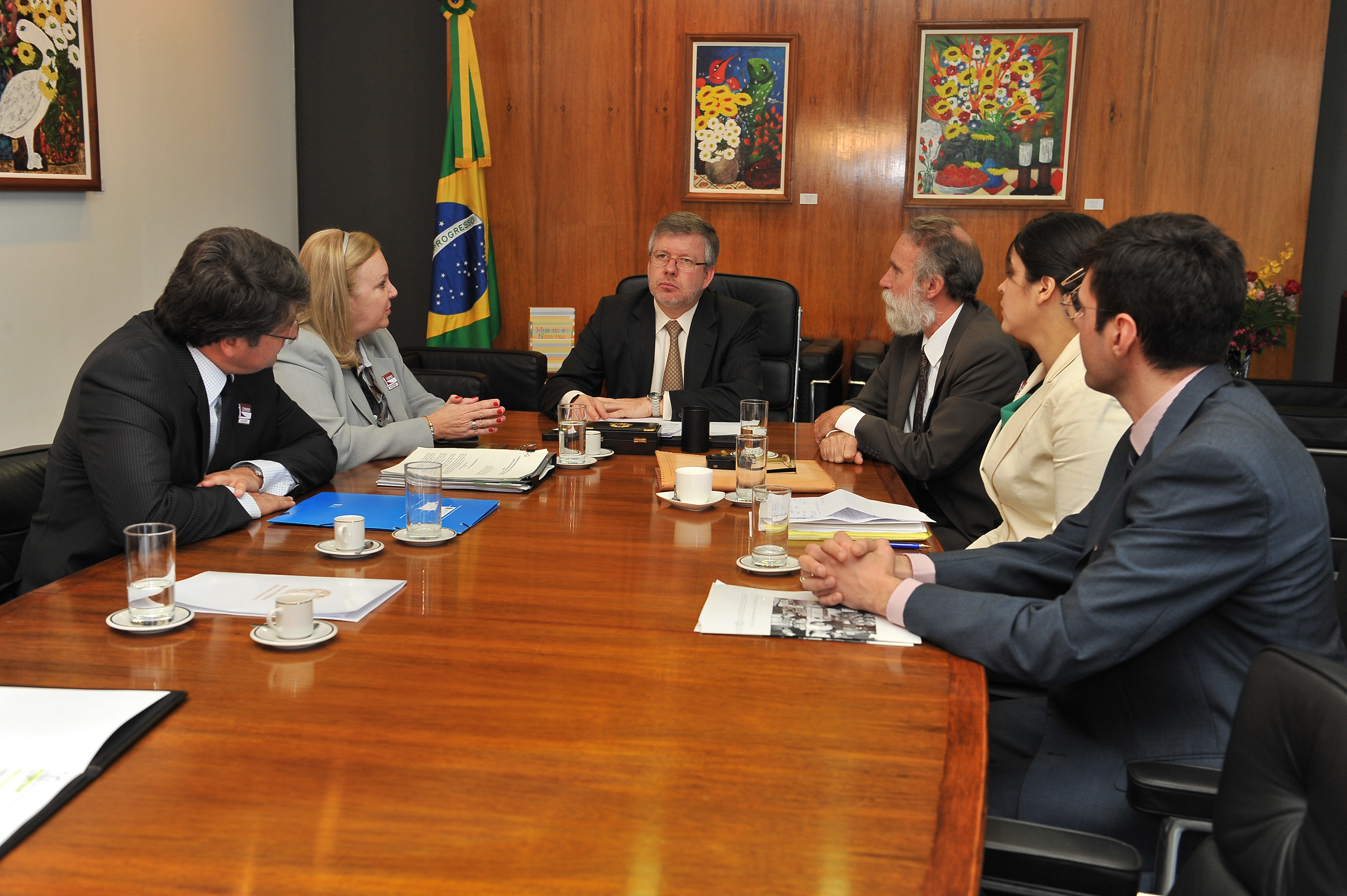 Parlamentares para a Ação Global reúnem-se com presidente da Câmara