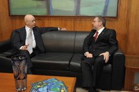 Presidente do STJ é recebido por Marco Maia 