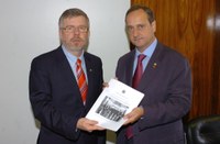 Presidente Marco Maia e deputado Vieira da Cunha debatem criação de comissão especial de combate às drogas