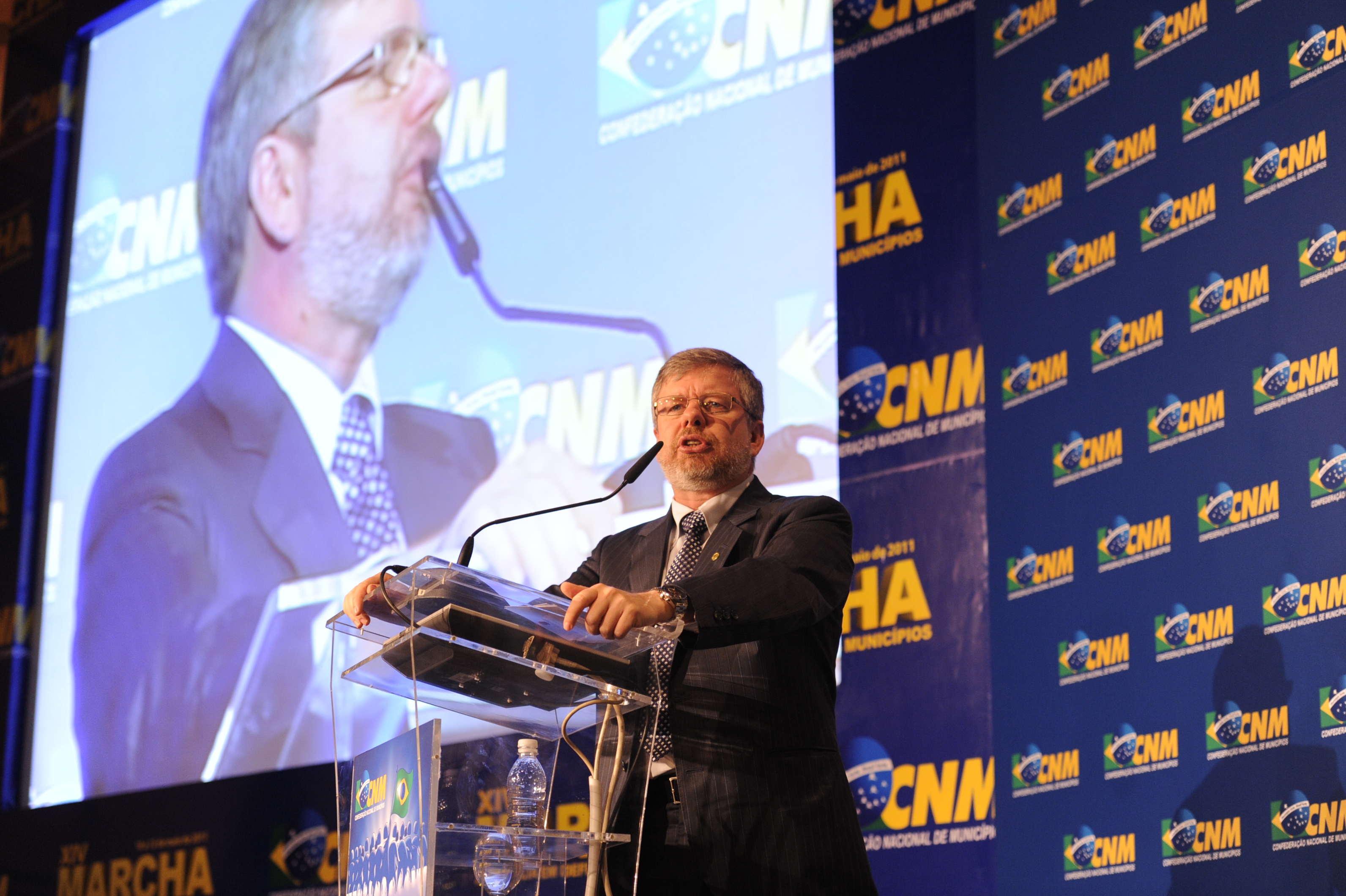 Presidente Marco Maia participa da abertura da XIV Marcha dos Prefeitos