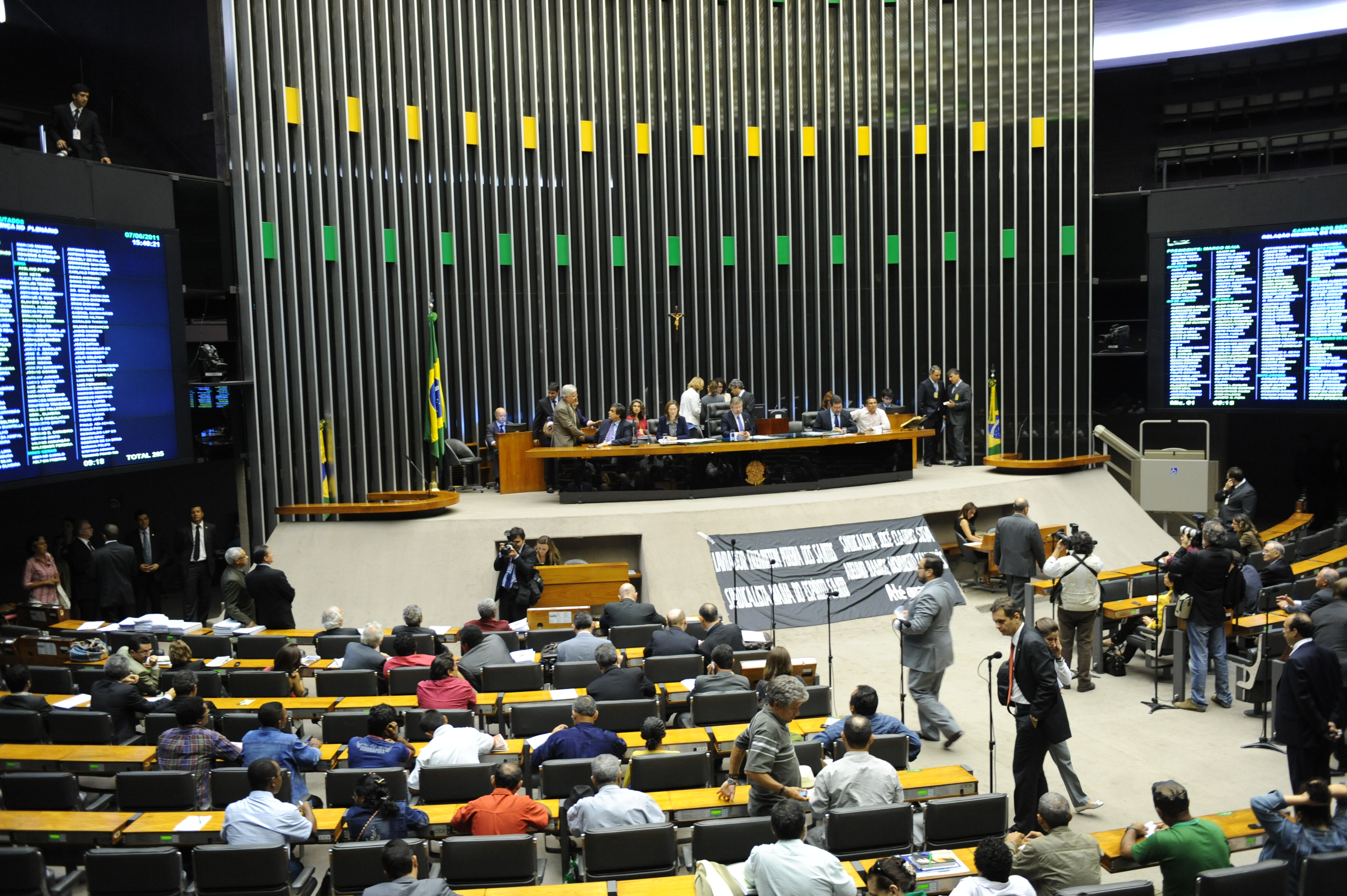 Presidente Marco Maia participa da Comissão Geral para discutir medidas contra violência no campo 