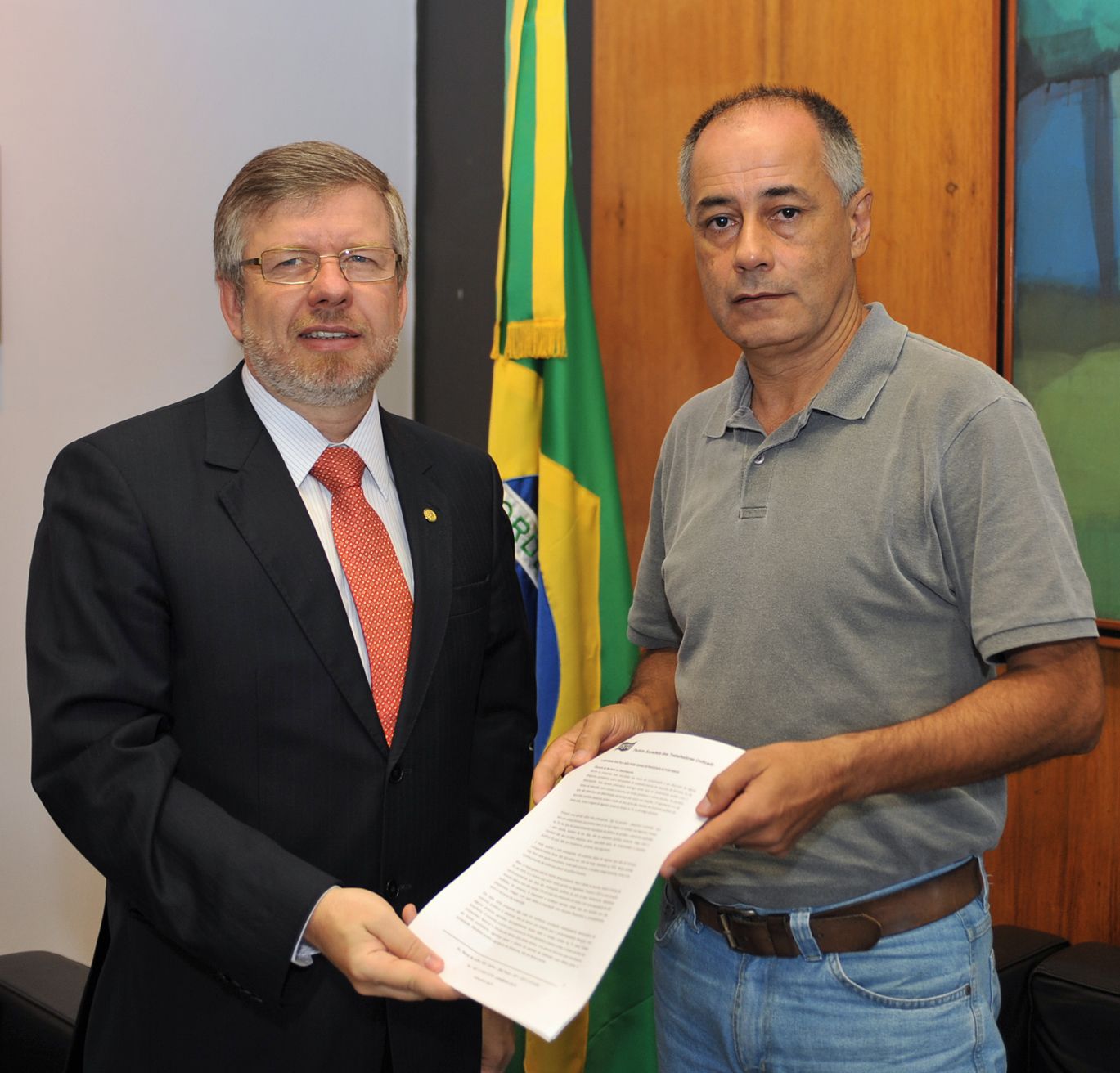 PSTU apresenta ao Presidente da Câmara propostas para reforma política