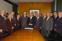 Empresários gaúchos pedem adiamento da discussão sobre jornada