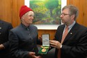 Presidente Marco Maia entrega Medalha do Mérito Legislativo à Fundação Cousteau