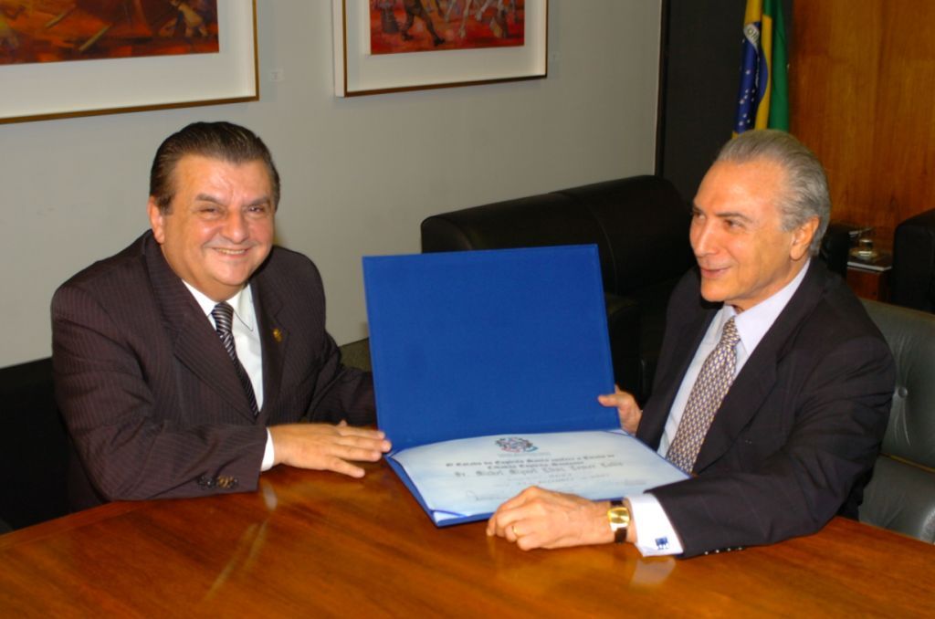 Temer recebe título de cidadão do Espírito Santo