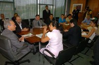 Trabalhadores da Agricultura entregam pauta de reivindicações à Câmara