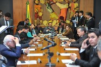 Eleição do presidente da Câmara é marcada para as 16 horas de quarta-feira