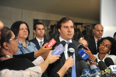 13 JUL - ENTREVISTA SALÃO VERDE | J.BATISTA